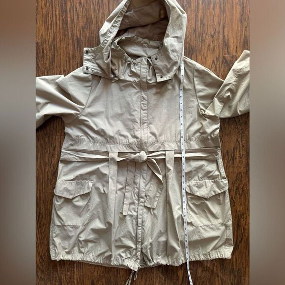 Womens Raincoat Rain Jacket Tan Hood Drawstring Waist Two Way Zipper Size XL - Picture 10 of 16